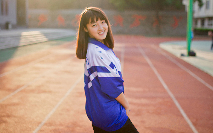 女高中生唯美校服制服图片_中国制服设计网