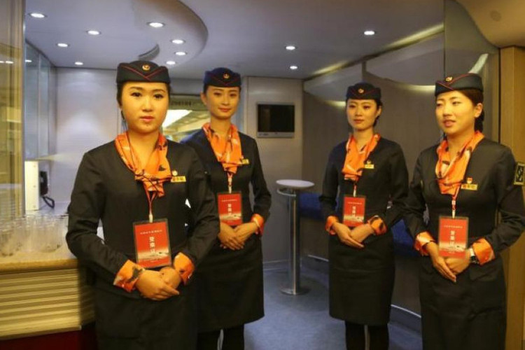 高铁乘务员学校服装内容|高铁乘务员学校服装版面 ...