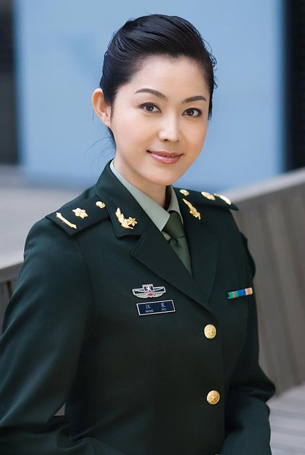 07式陆军女军官春秋常服图片