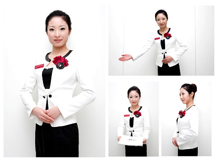 吉利推航空制服空姐礼仪 夺目上海车展