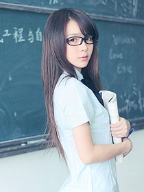 温柔黑框眼镜美女学生服