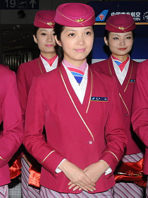 南航A380飞机空姐服大图