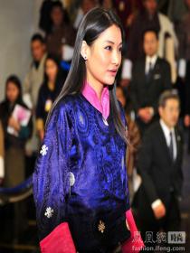 不丹王后身穿皇家礼服kira 精美民族服饰