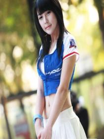 清纯到极致的韩国美女车模