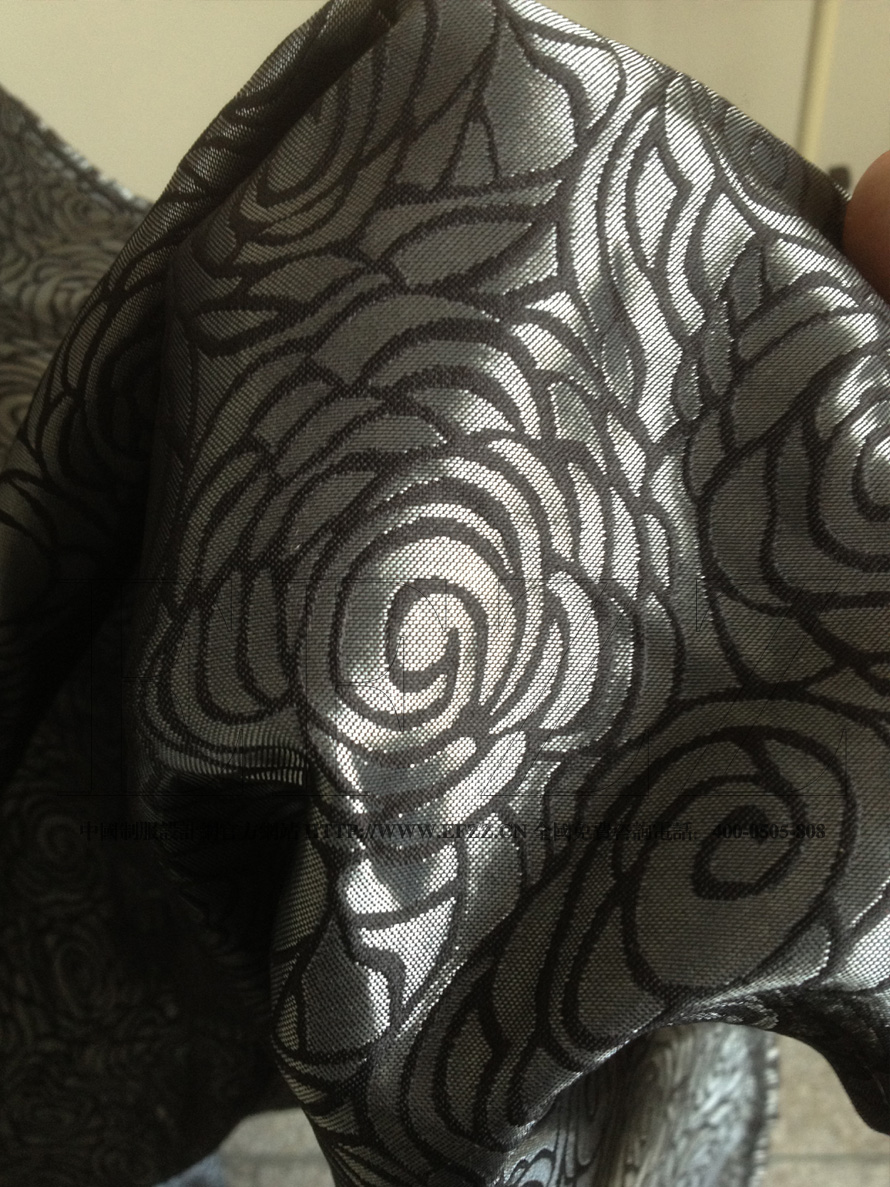 黑灰色玫瑰花提花布面料