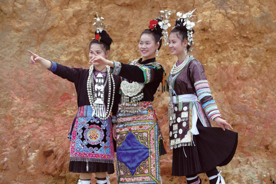 少数民族服饰之侗族