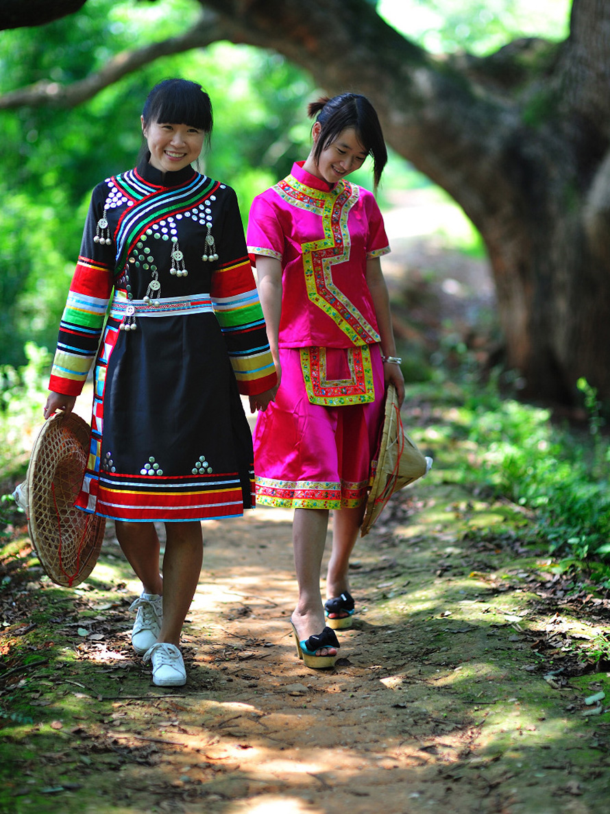少数民族服饰之畲族服饰