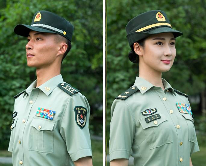 解放军将统一换发佩戴17式夏常服帽组图
